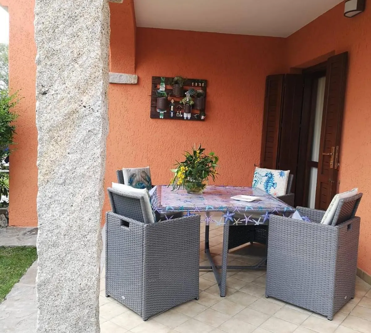 Casa Sara San Teodoro Vila Casa de Férias
